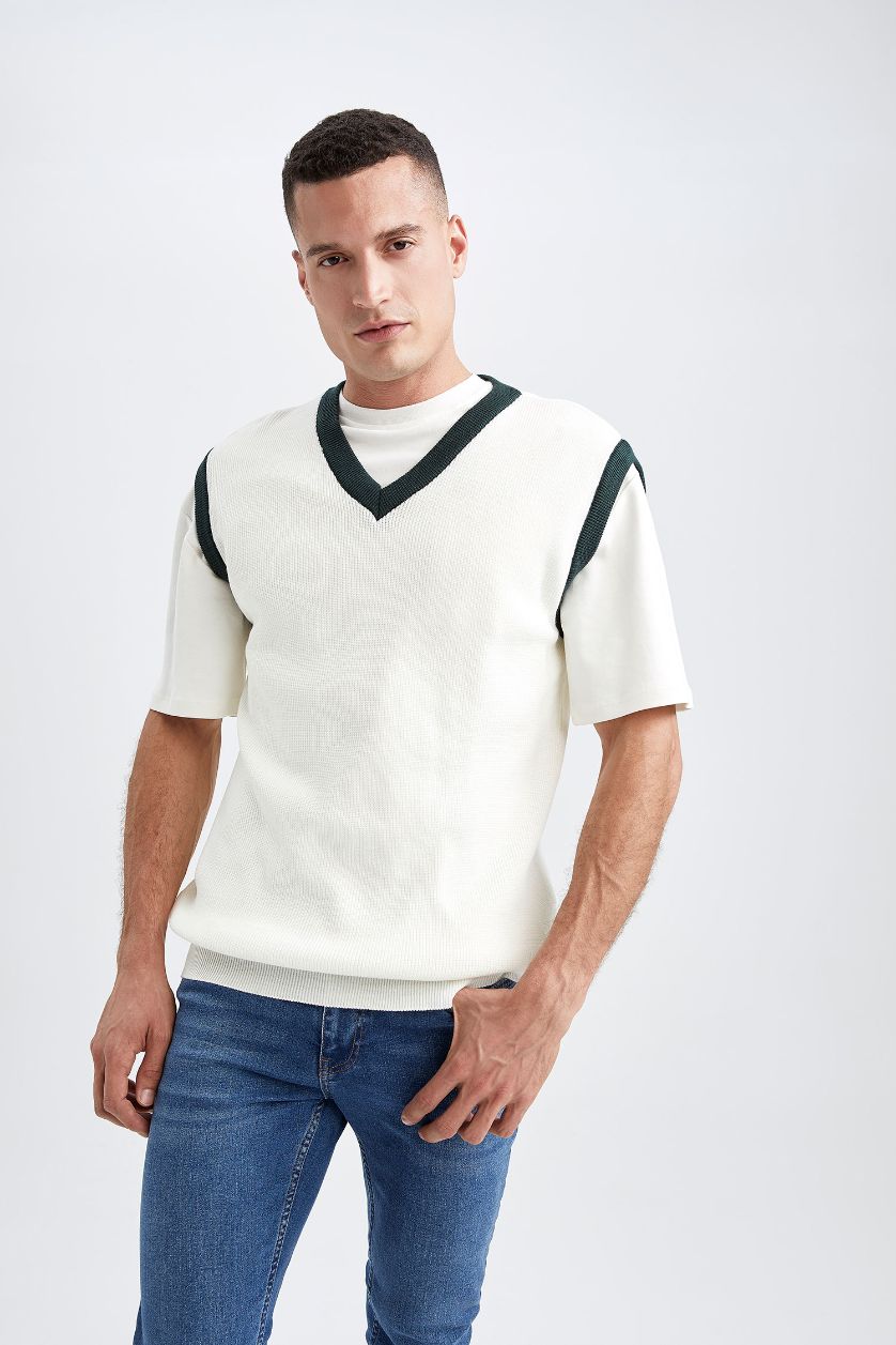 رجالي بيج فاتح بلوفر كت بقصة مريحة