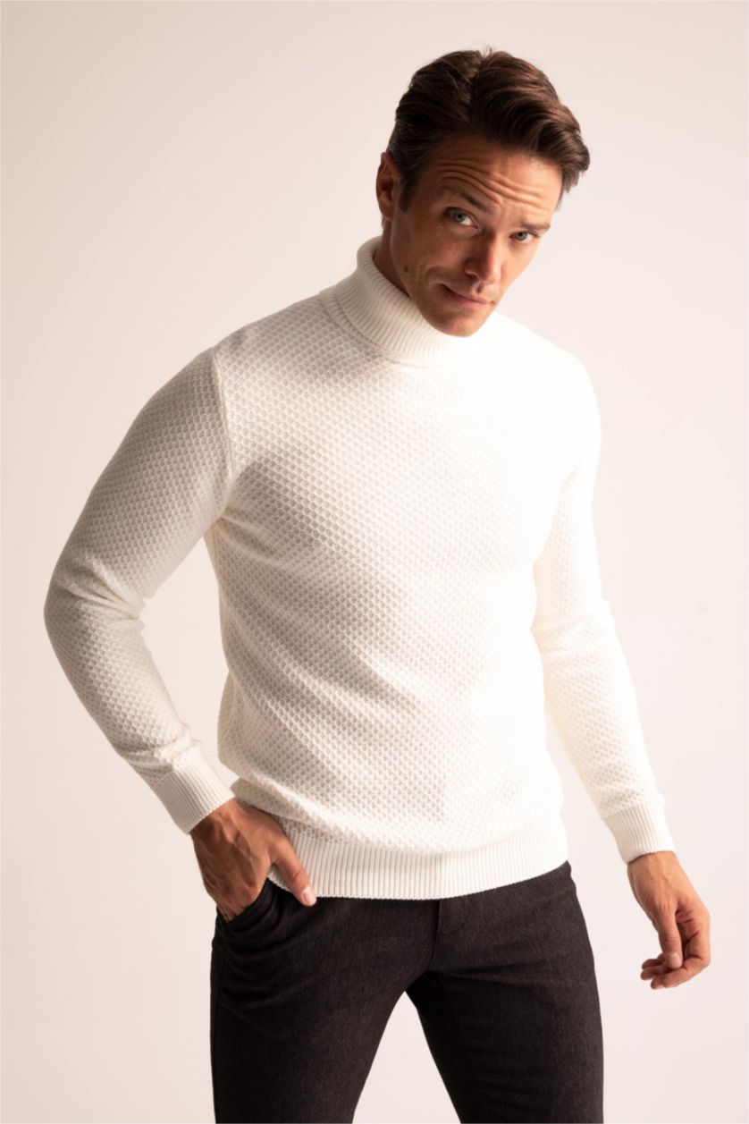 رجالي بيج فاتح بلوفر تريكو هاي كول  قصة عادية