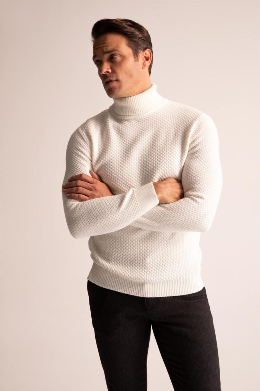 رجالي بيج فاتح بلوفر تريكو هاي كول  قصة عادية