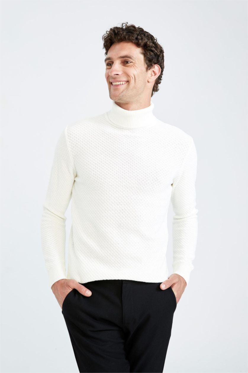 رجالي بيج فاتح بلوفر تريكو هاي كول  قصة عادية