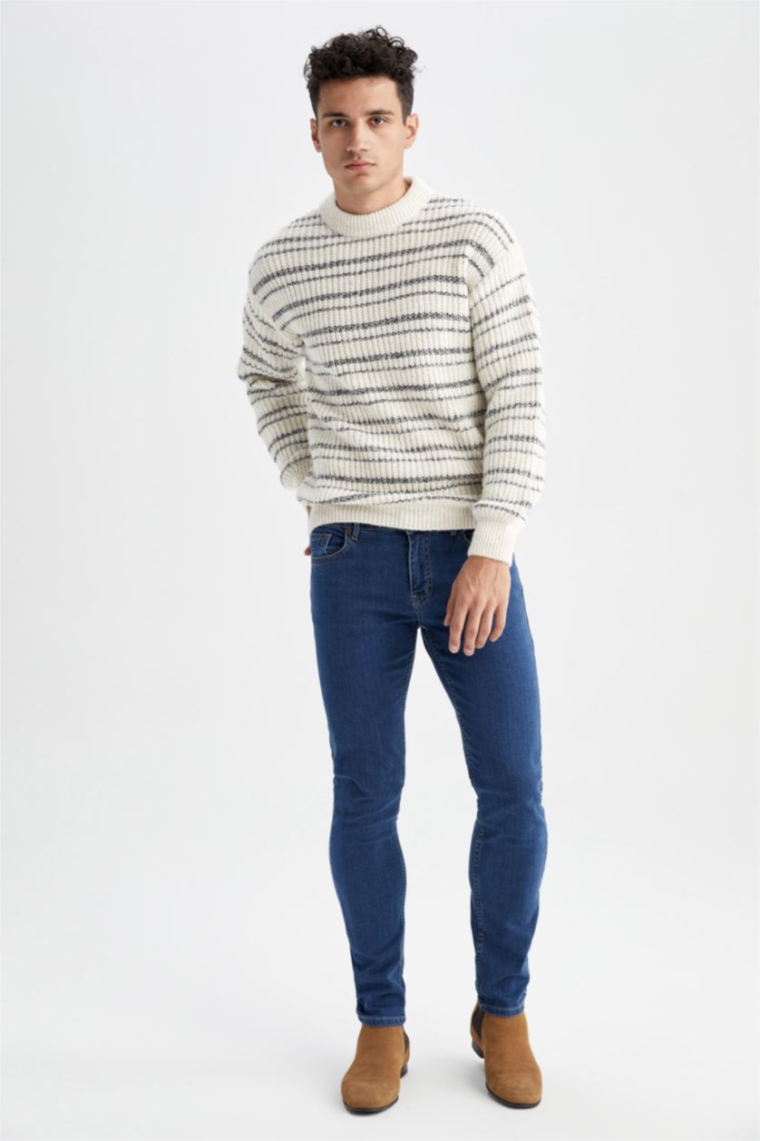 MAN Ecru Oversize Fit Crew Neck Striped Knitwear Sweater