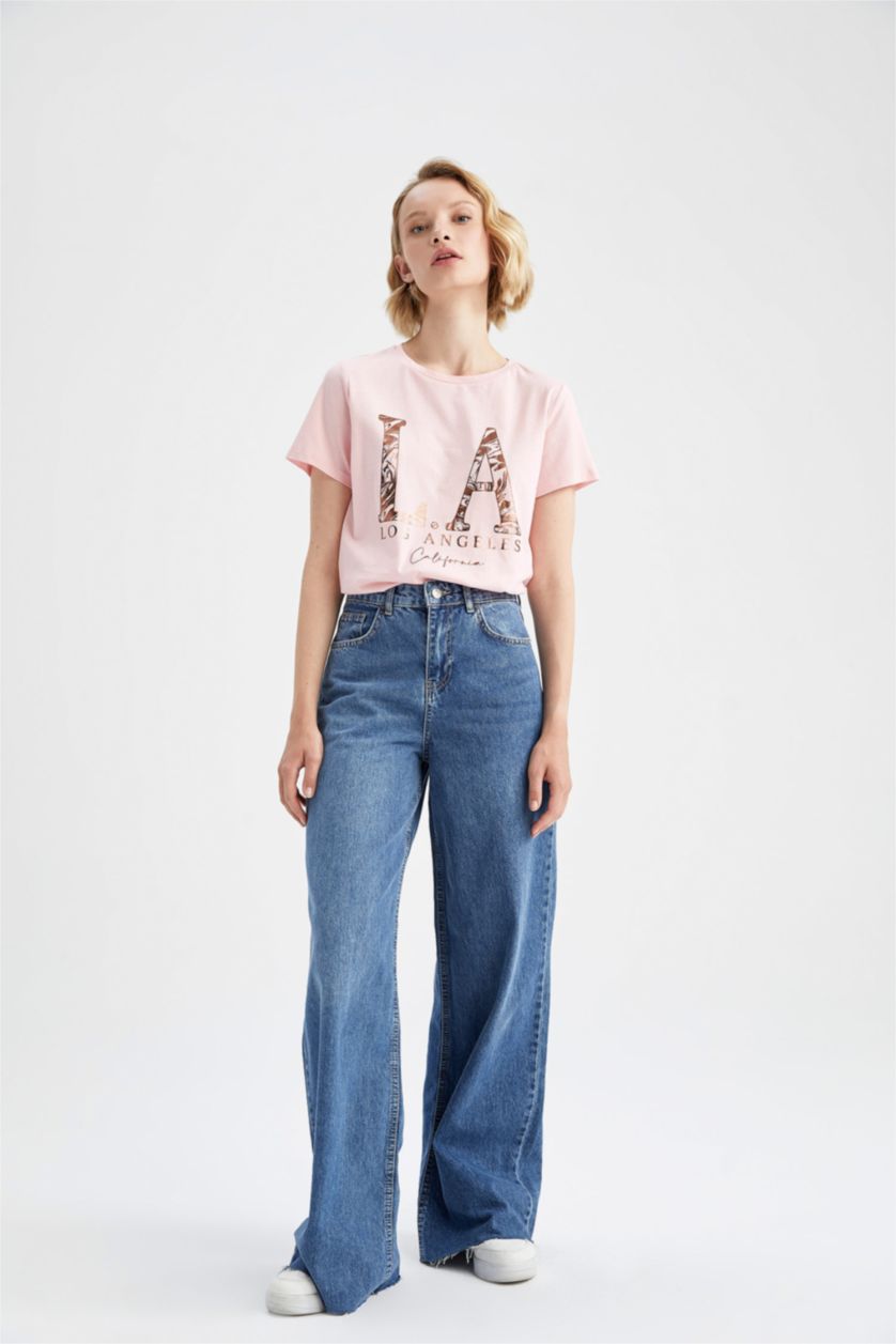 Kadın Açık Pembe Regular Fit Bisiklet Yaka Baskılı Kısa Kollu %100 Pamuk Tişört