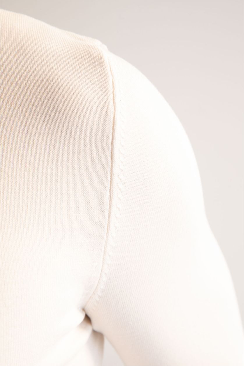 HOMME Écru Pull en tricot à col roulé premium à coupe régulière