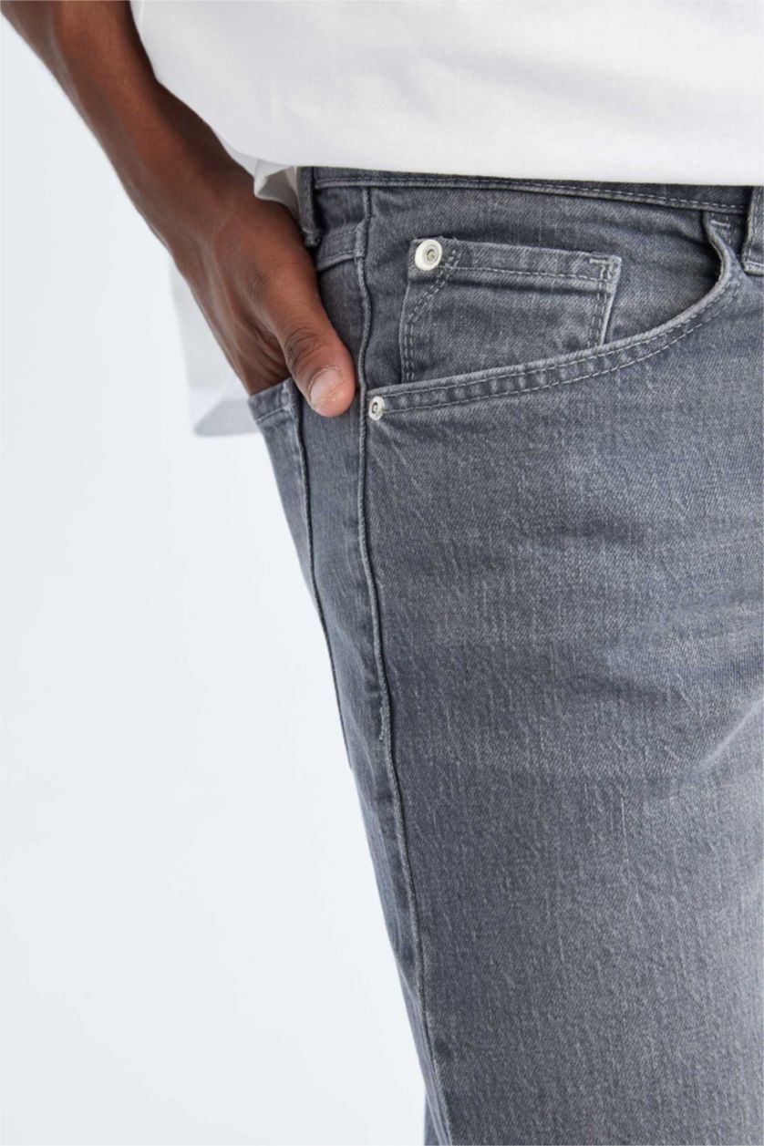 رجالي رمادي فاتح بنطلون جينز قصة عادية بخصر عادي بساق مستقيم
