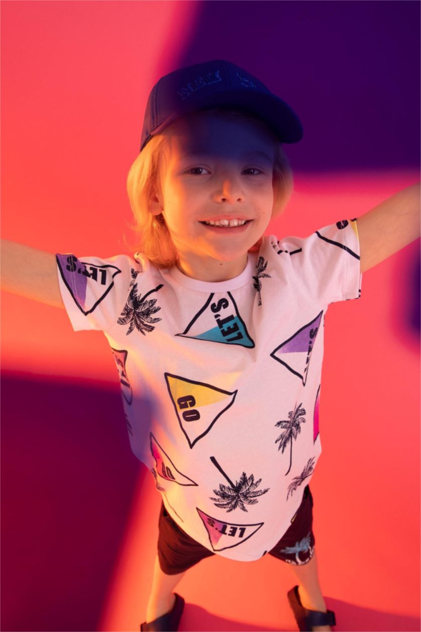 BOYS & TEENS White Boy Regular Fit Short Sleeve Geometric Palm Print T-Shirt