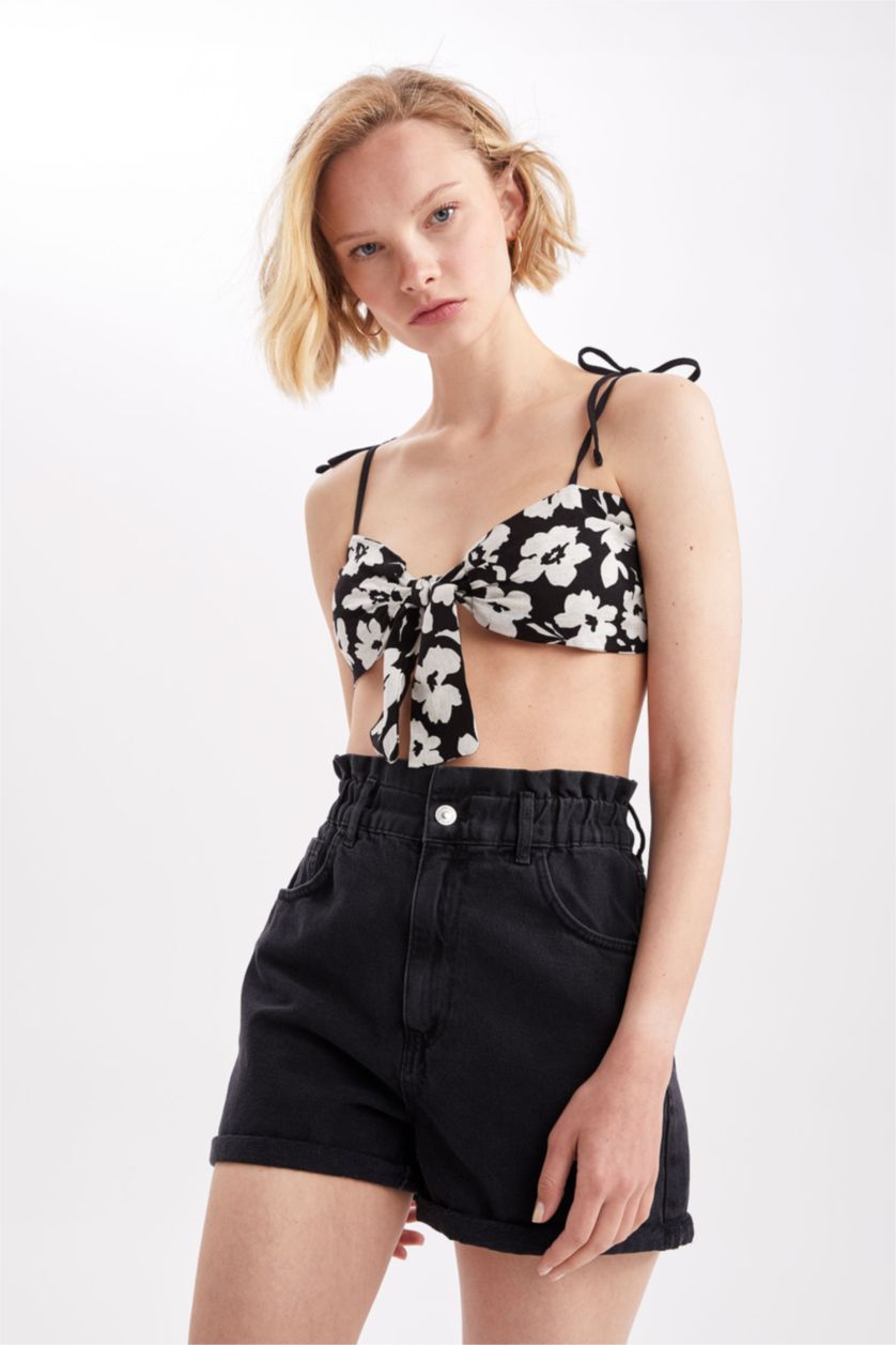 Woman Black Floral Strap Linen Blend Front Tie Bralette Blouse
