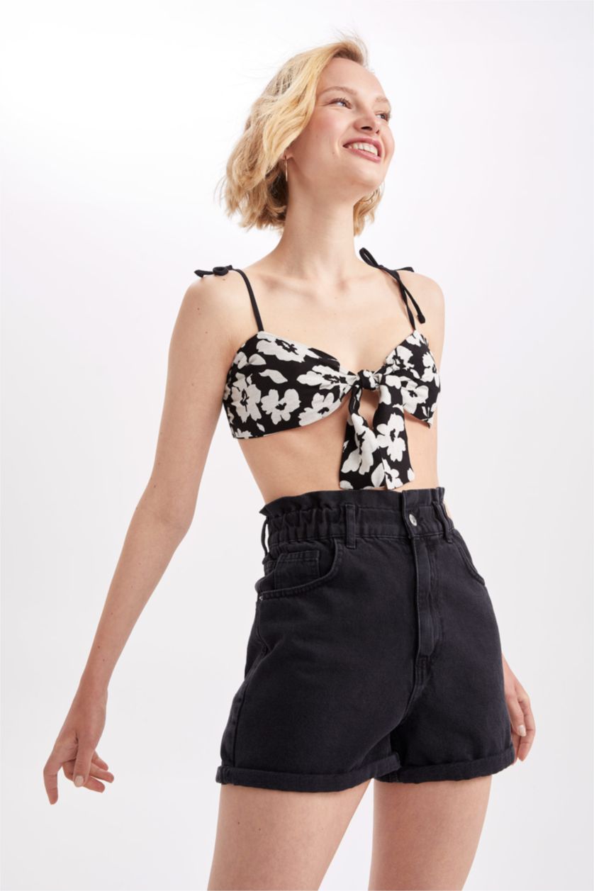 Woman Black Floral Strap Linen Blend Front Tie Bralette Blouse