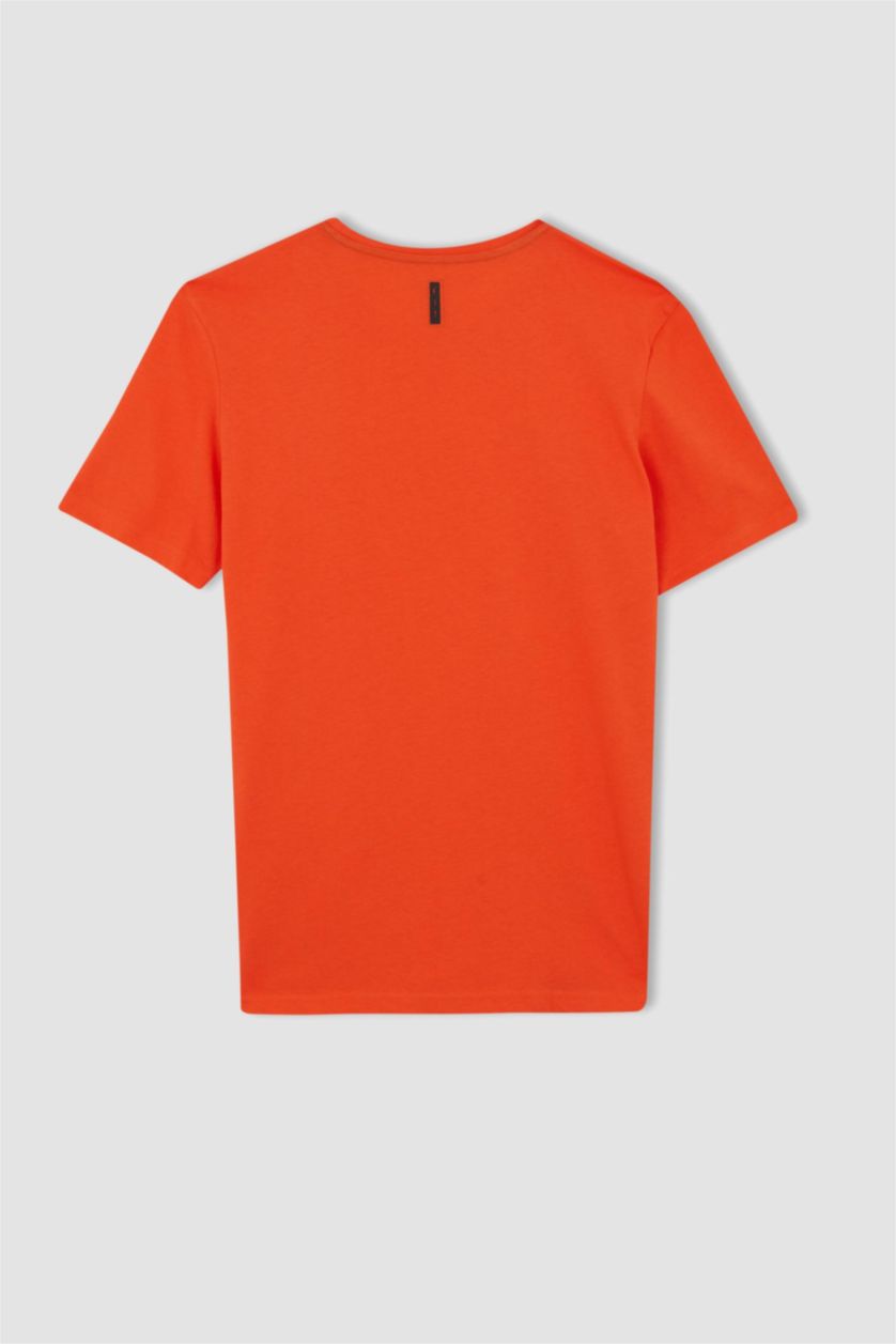 رجالي برتقالي تي شيرت بقضة ضيقة برقبة مستديرة