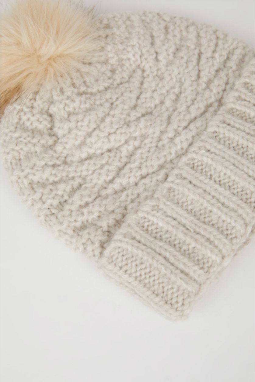 WOMAN Beige Woman Pompom Beanie