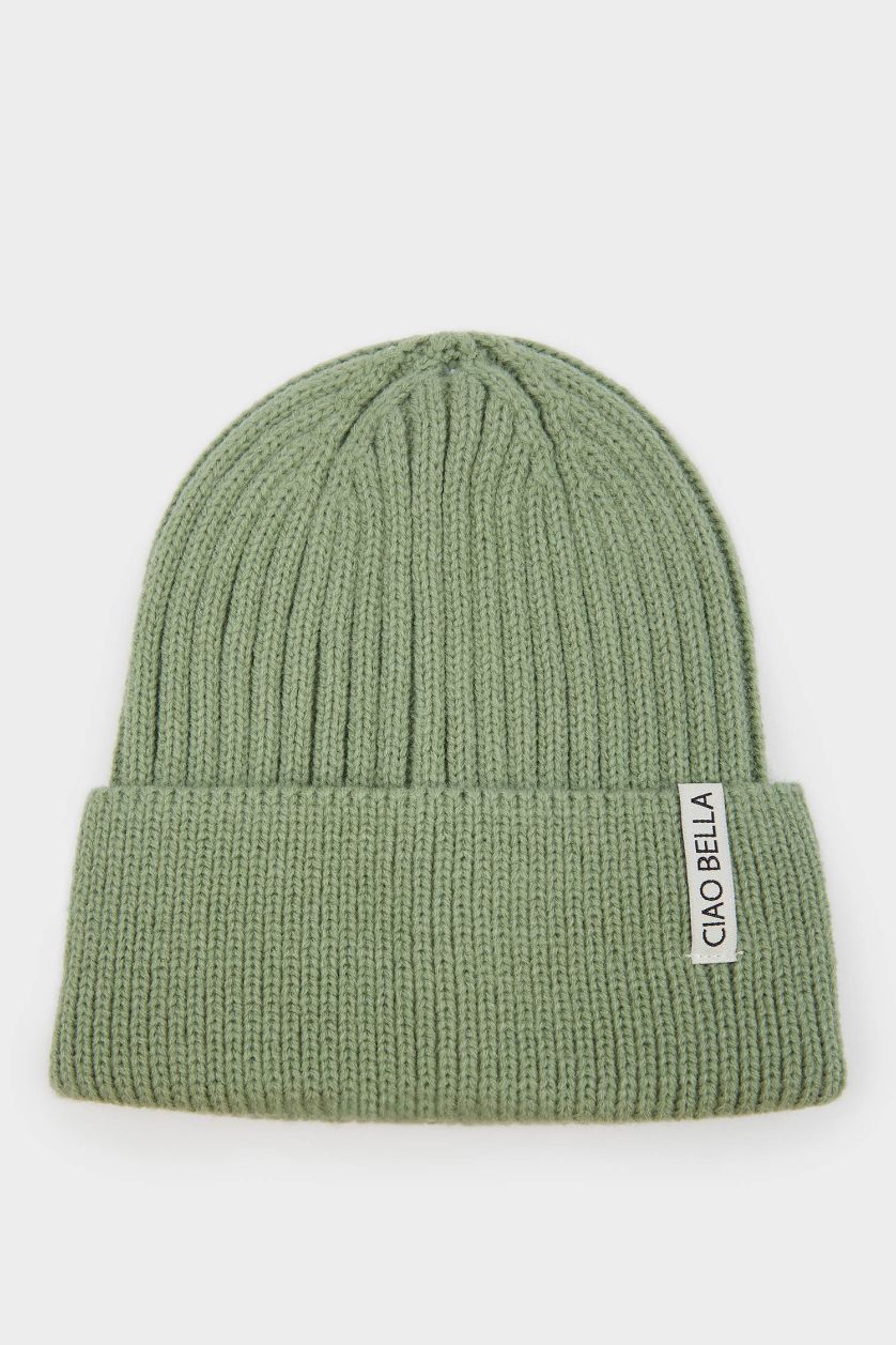 FEMME Vert Bonnet d'hiver avec étiquette tissée pour femme