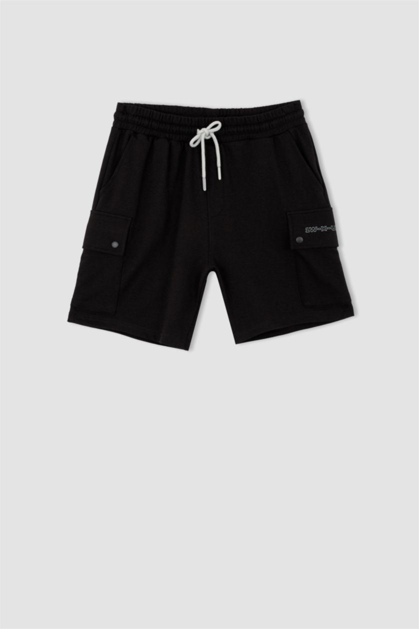 رجال أسود شورت كابري سليم فيت بساق ضيق