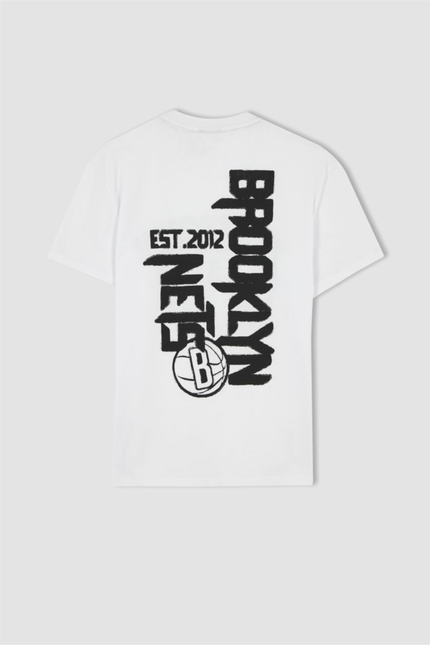 MAN White Brooklyn Nets Licensed T-Shirt