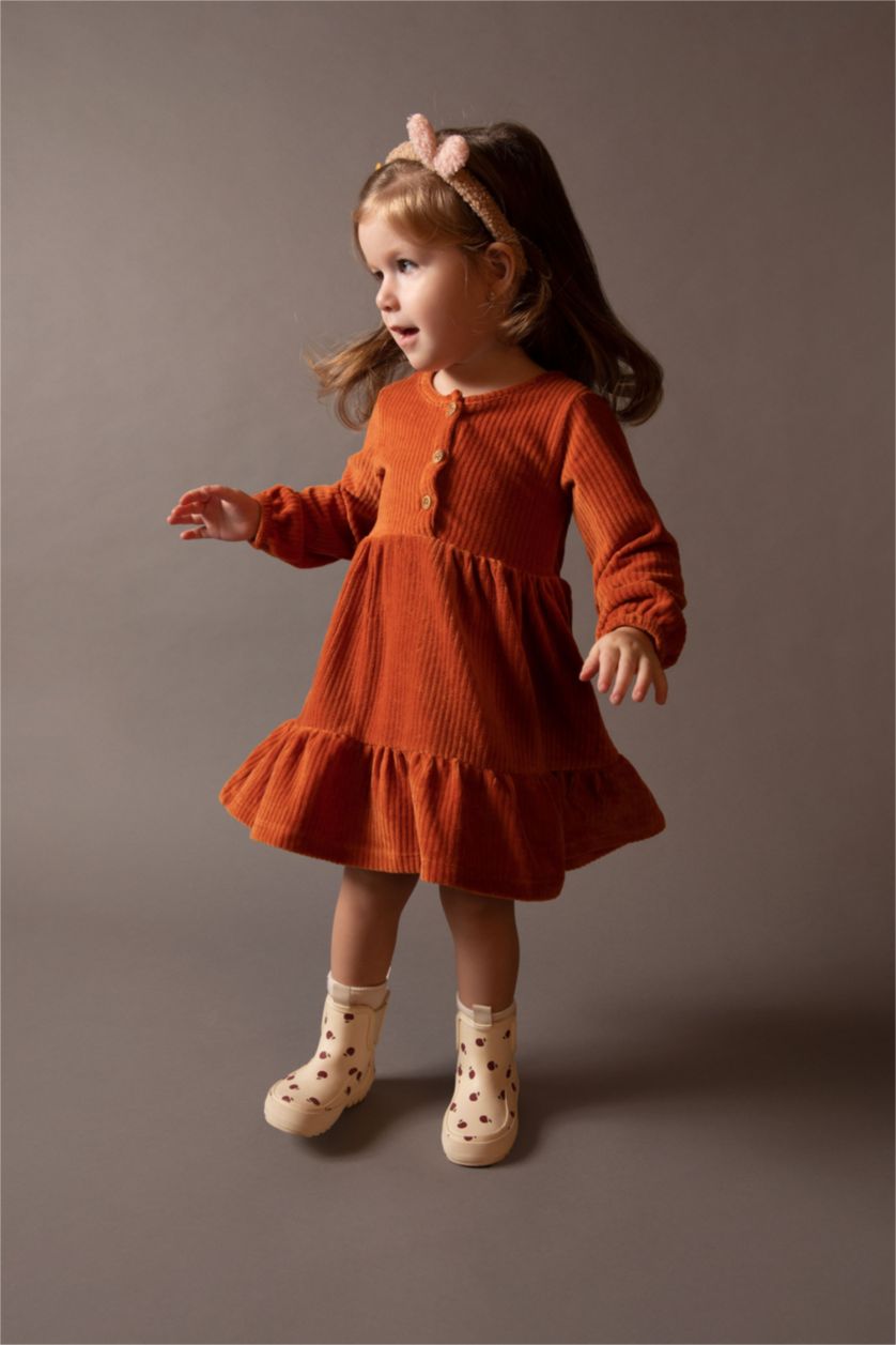 طفلة صغيرة برتقالي فستان بناتي مخمل مضلع بقصة عادية برقبة بالدانتيل