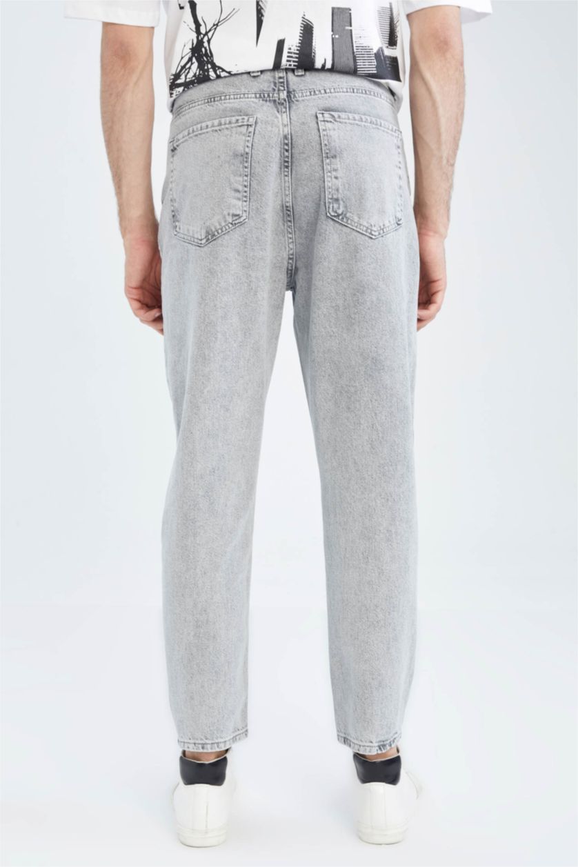 Erkek Açık Gri Loose Fit Bol Kalıp Yüksek Bel Dar Paça Jean Pantolon