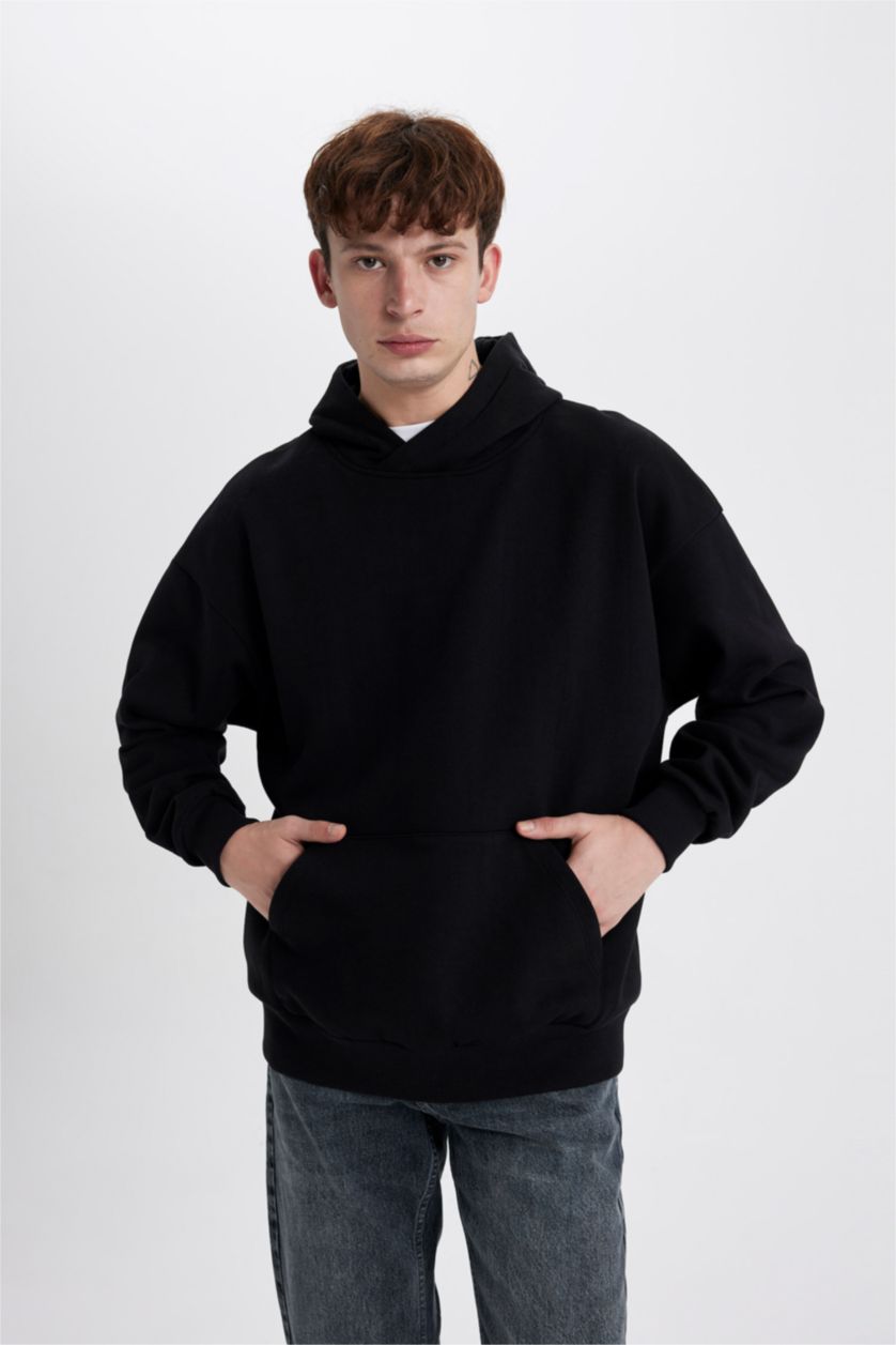 HOMME Noir Coupe Oversize