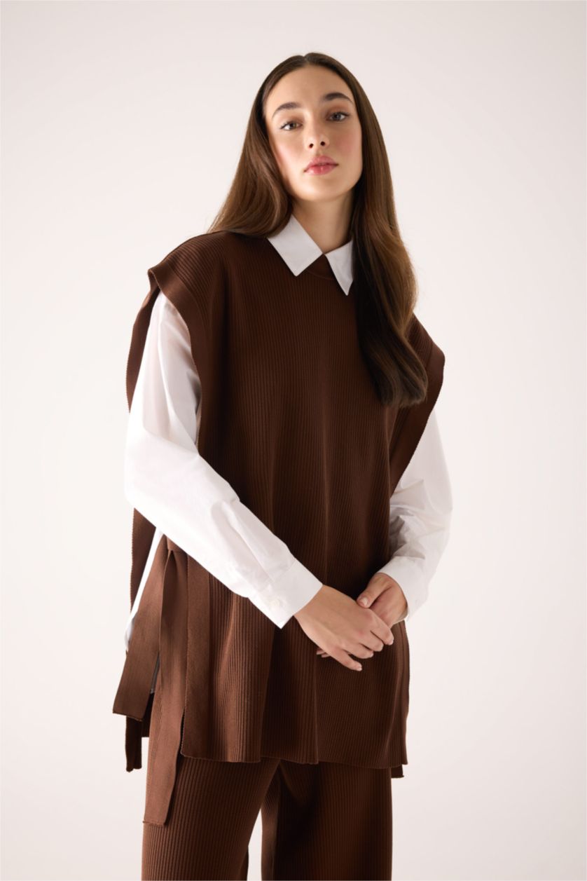 WOMAN Brown Regular Fit Crew Neck Vest