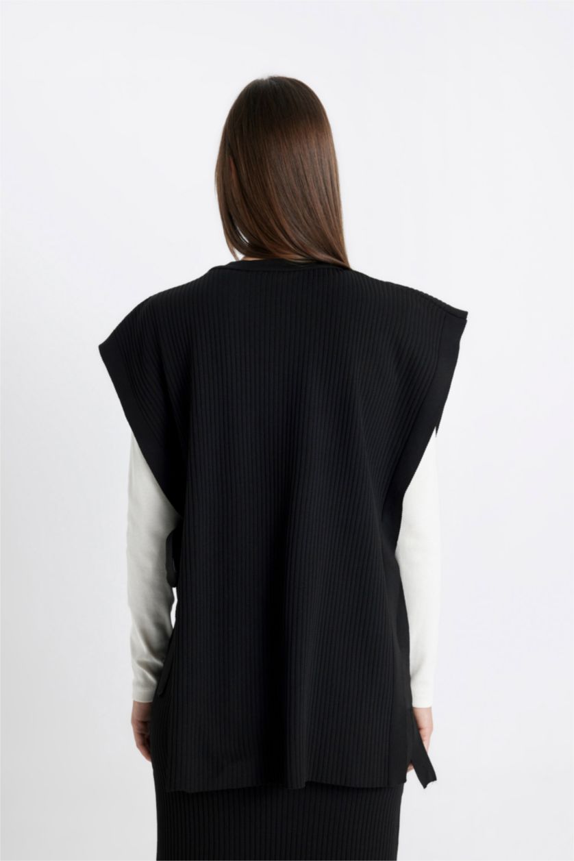 Kadın Siyah Regular Fit Bisiklet Yaka Basic Düz Yan Bağlamalı Triko Süveter