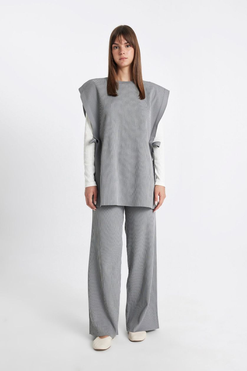 نساء رمادي بنطرون قصة مريحة