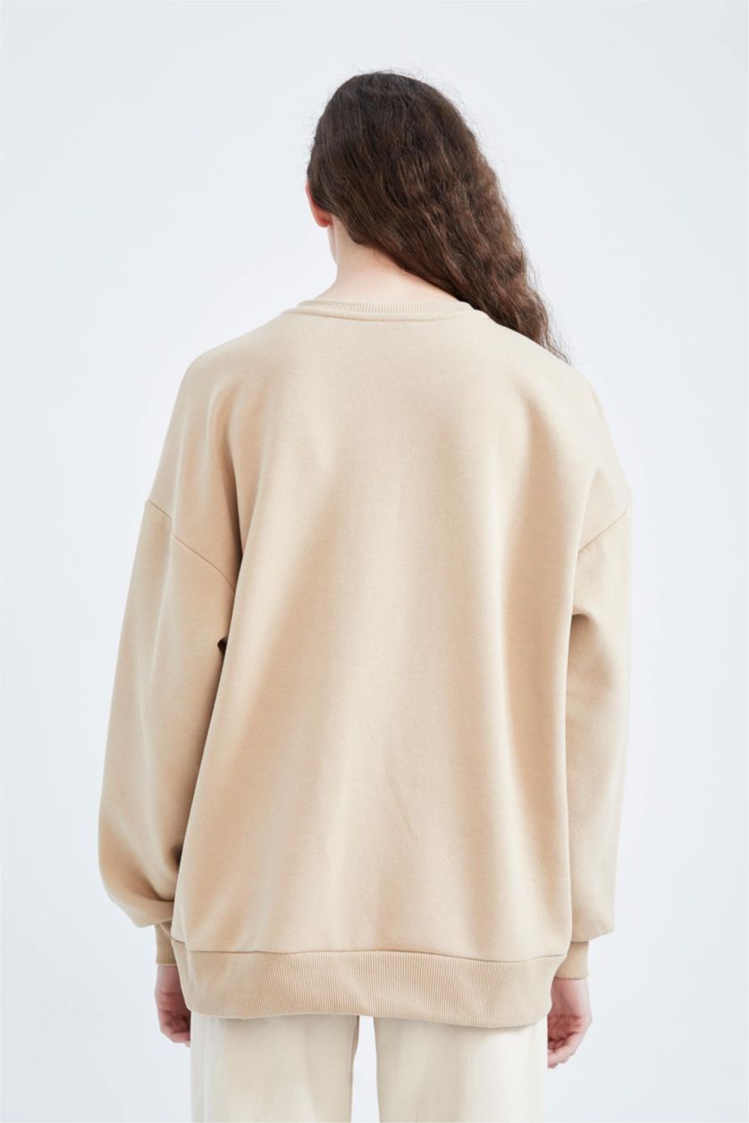 FEMME Beige Sweat-shirt en tissu épais à manches longues et col rond coupe oversize
