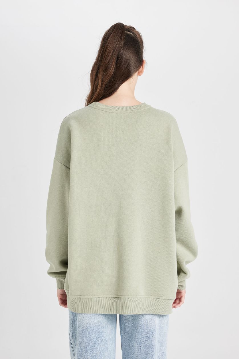 Kadın Yeşil Oversize Geniş Kalıp Bisiklet Yaka Kalın Basic Düz Sweatshirt