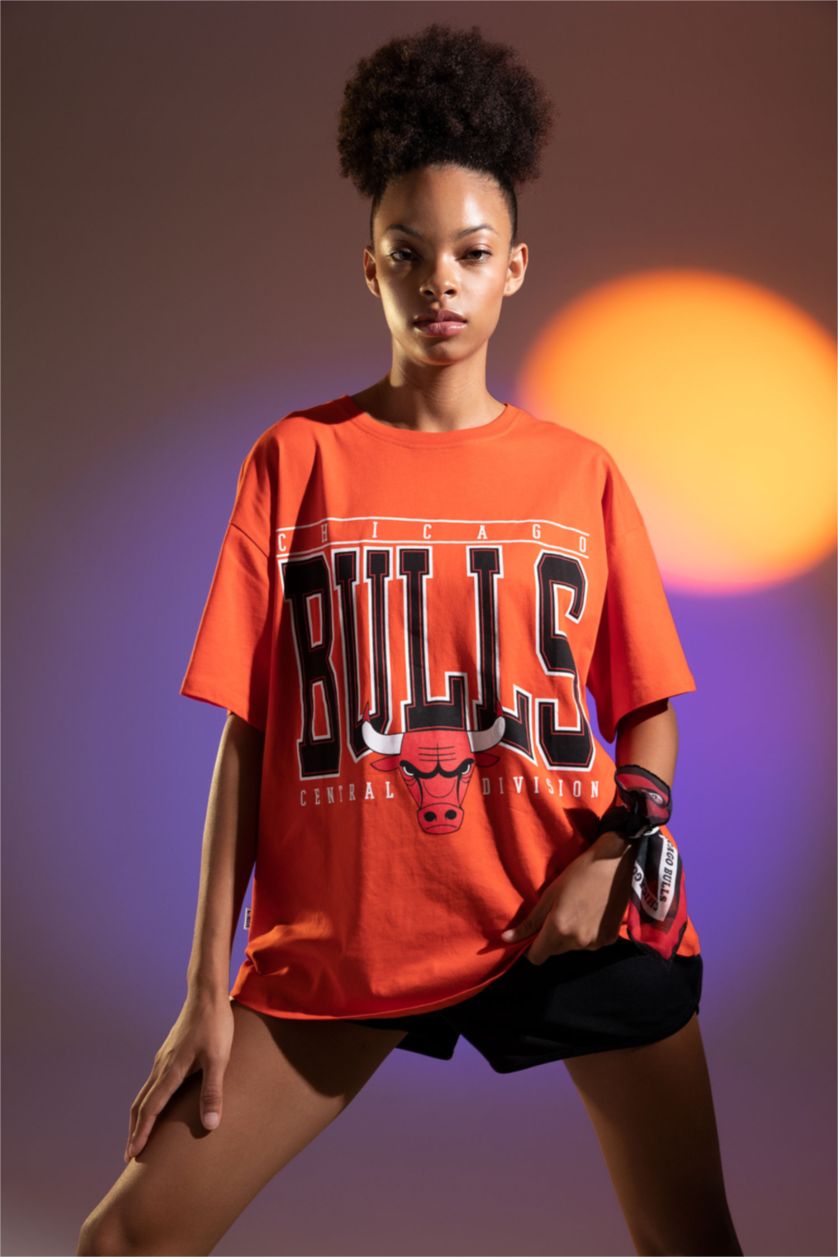 FEMME Rouge T-Shirt À Manches Courtes Oversıze Fıt Col Ras Du Cou Chicago Bulls