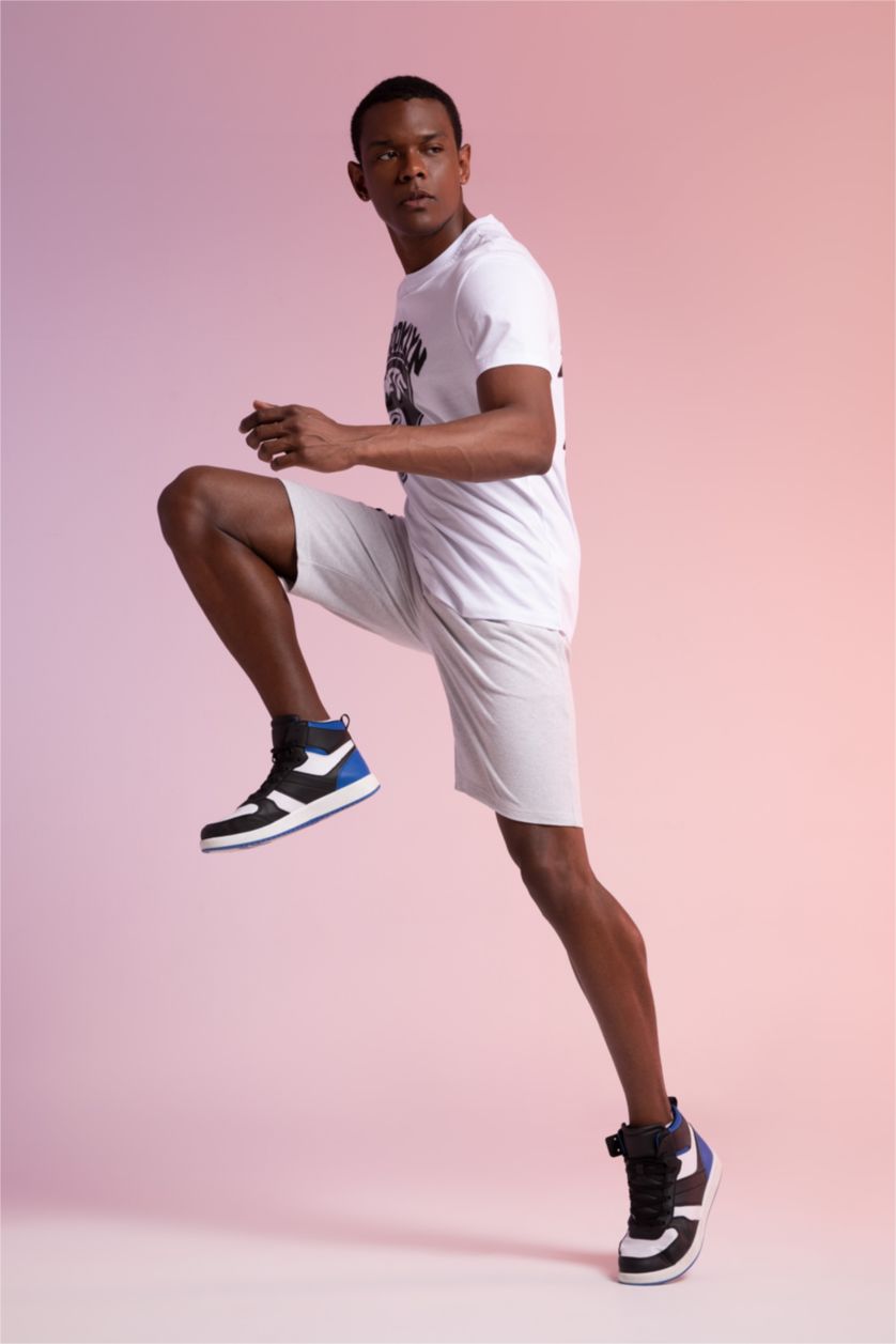 Мужчины Серый меланж Шорты стандартного кроя NBA Brooklyn Nets, DeFactoFit