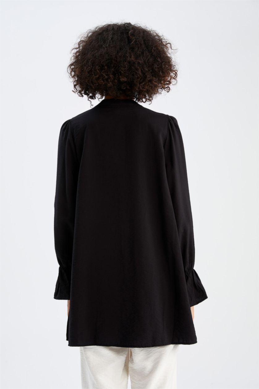 نساء أسود تونيك قصة عادية بياقة مستديرة