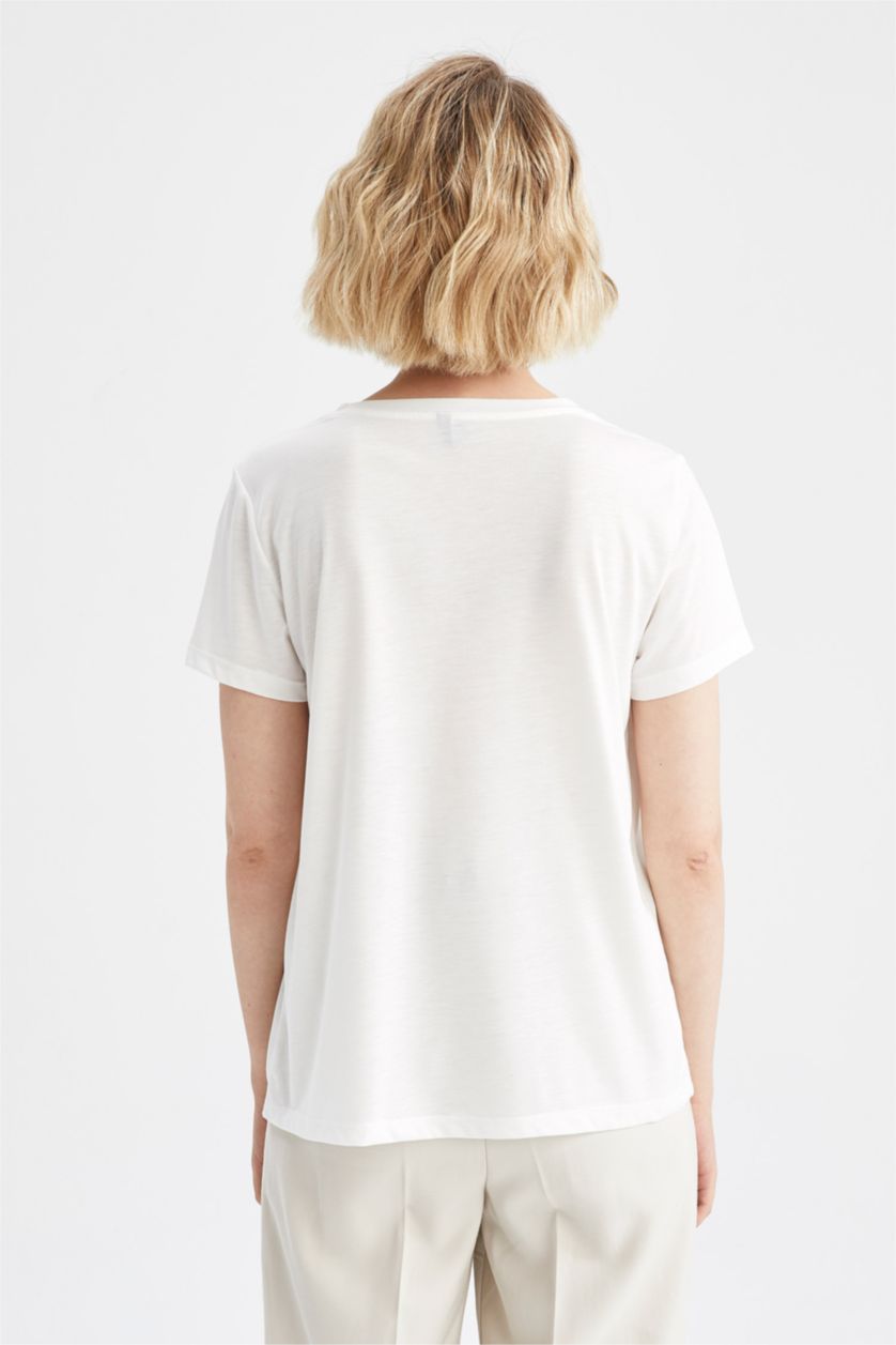 نساء بيج فاتح Regular Fit Short Sleeve T-Shirt