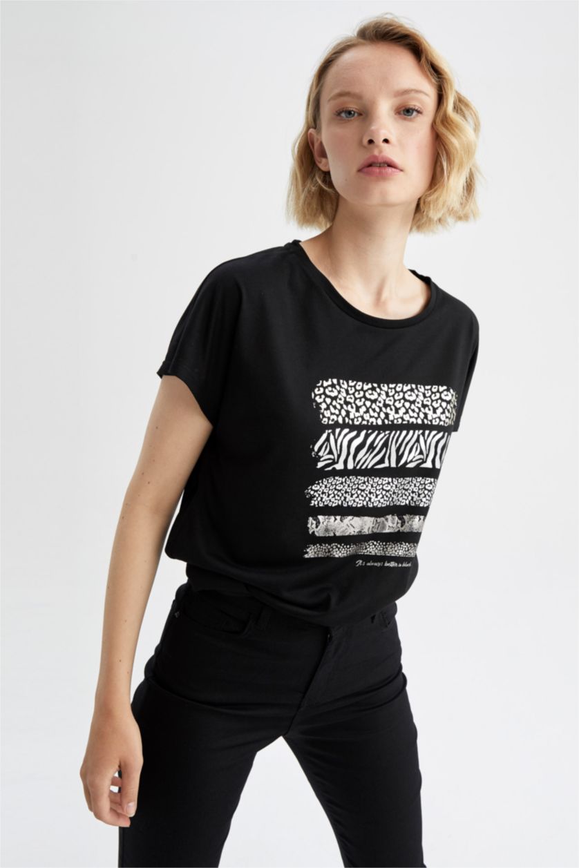 حريمي أسود تي شيرت بأكمام قصيرة بطباعة الحيوانات بياقة مستديرة