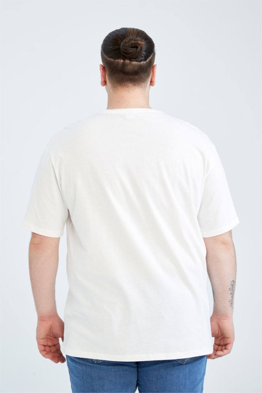 MAN White Plussize Fit Pique Short Sleeve T-Shirt