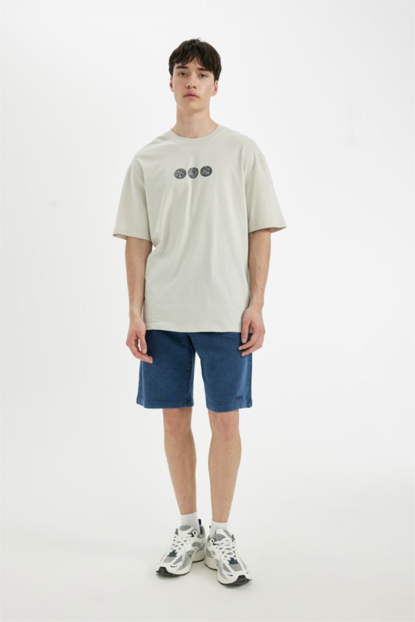 رجال اللون الحجري تيشيرت نص ردن قصة مريحة بطبعة من الخلف