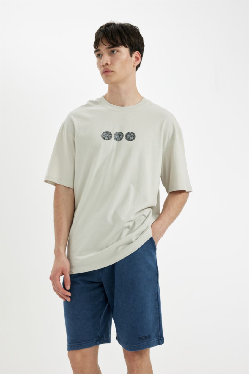 رجال اللون الحجري تيشيرت نص ردن قصة مريحة بطبعة من الخلف