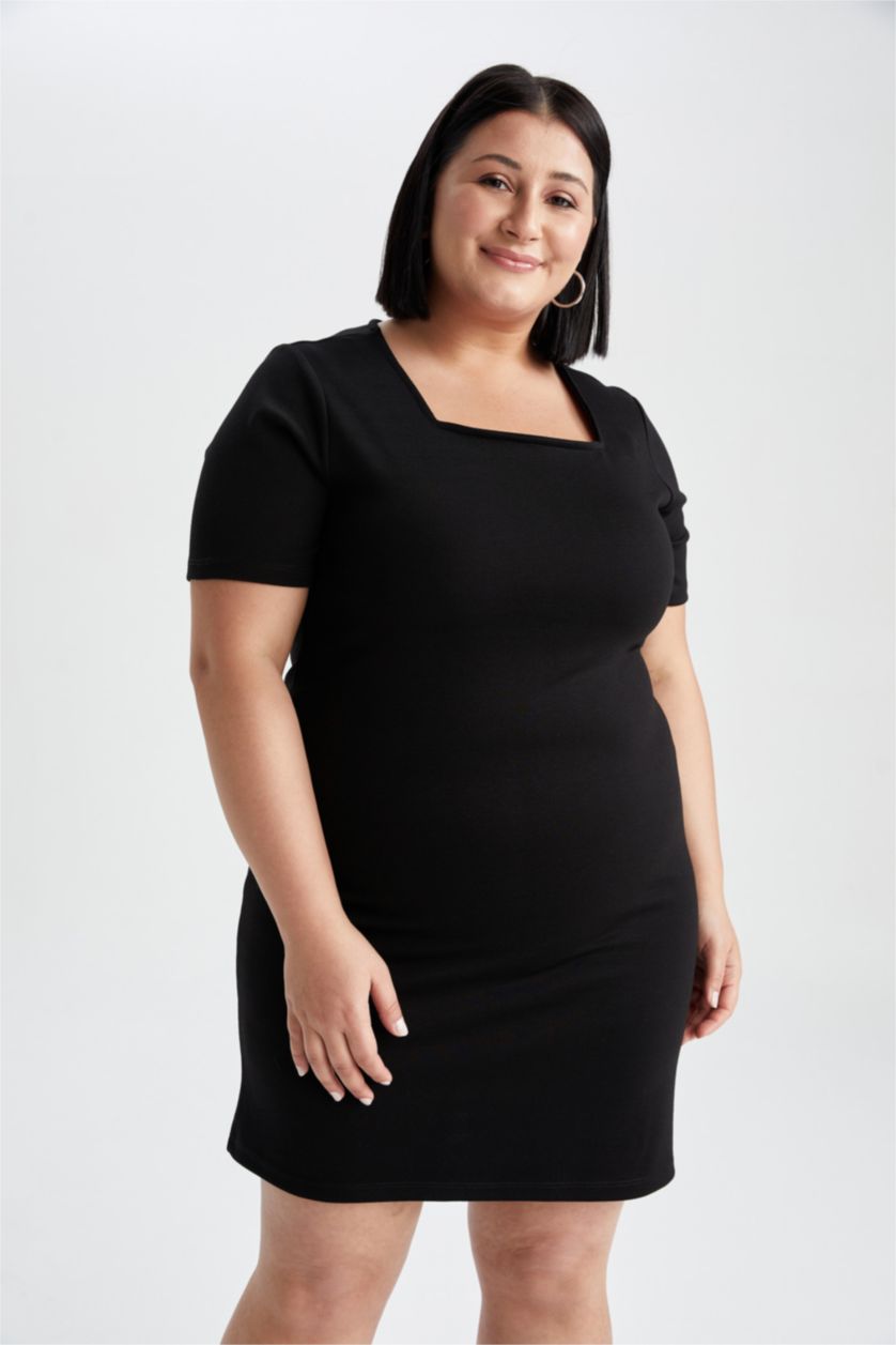 FEMME Noir Robe À Manches Longues En Tricot Très court Col Carré