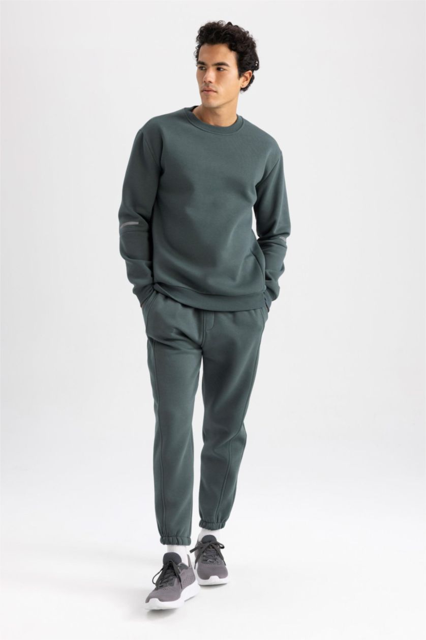 Erkek Yeşil DeFactoFit Jogger Eşofman Altı Standart Fit Beli Bağcıklı Lastikli Paça Basic Düz Cepli
