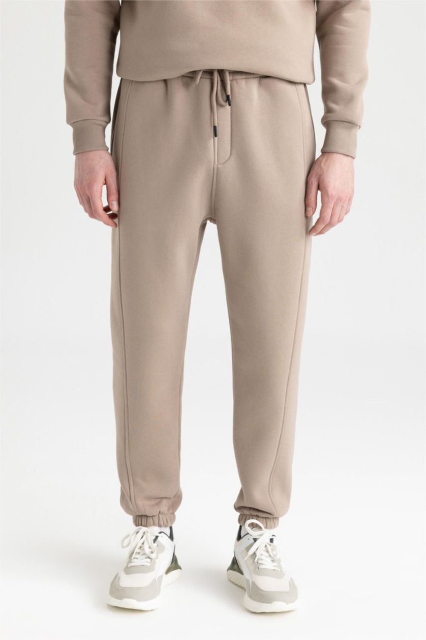 MAN Vison Defacto Fit Standard Fit Flexible Leg Jogger Sweatpants