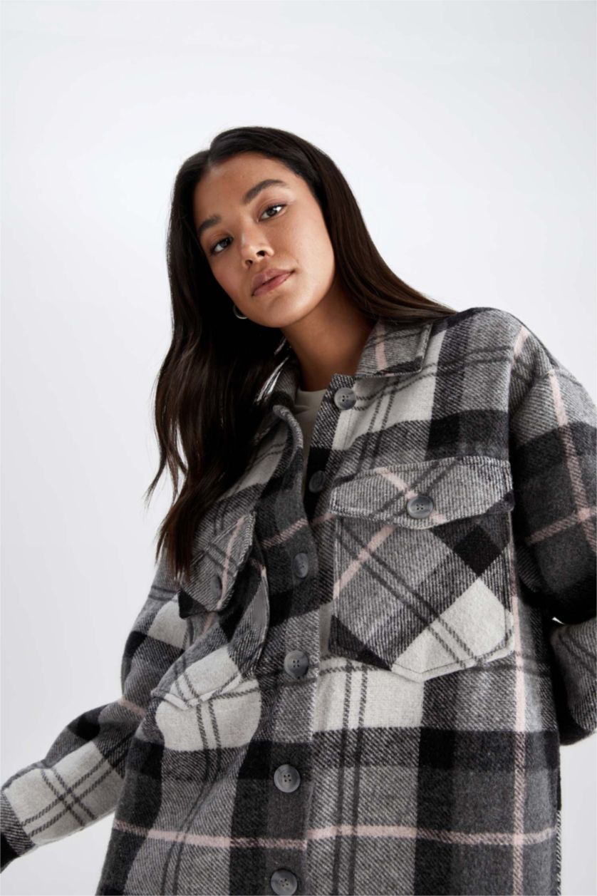 Woman Light Grey Relax Fit Shirt Collar Checked Long Sleeve Tunic