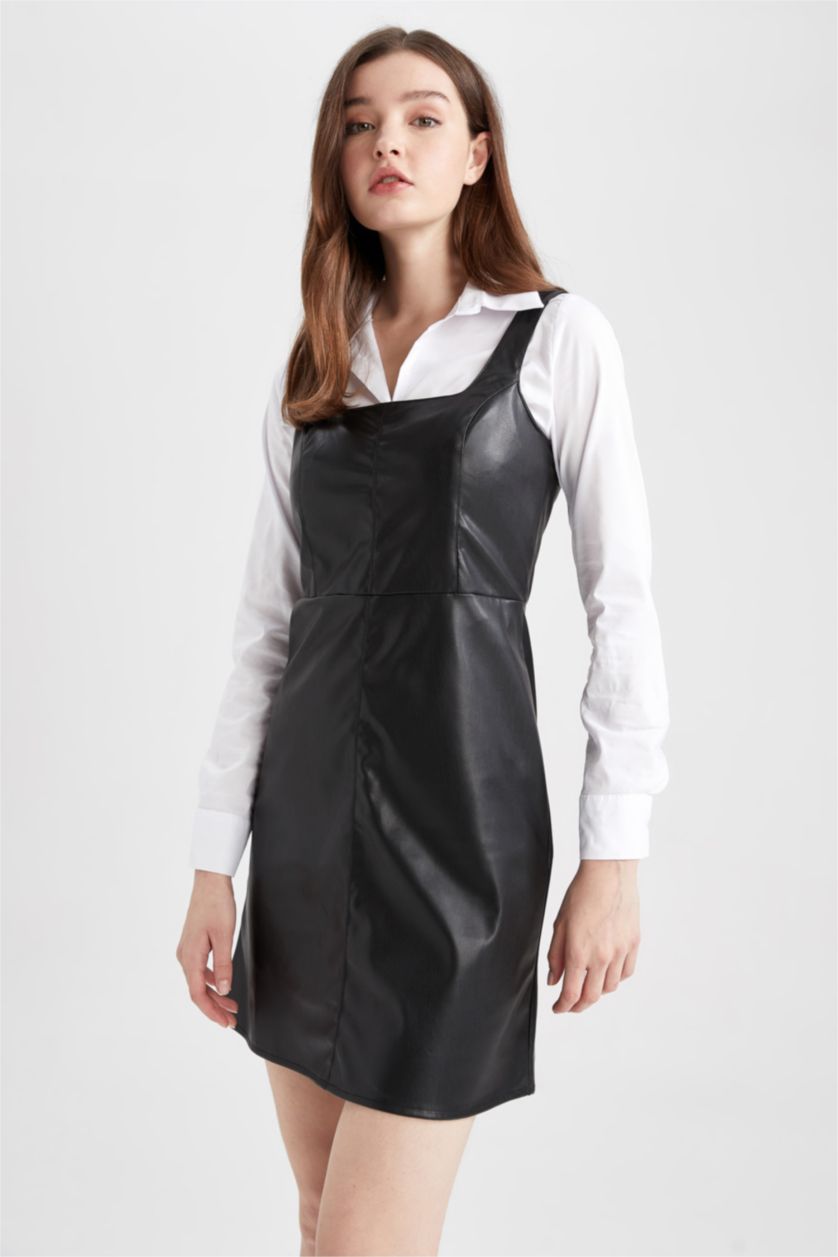 نساء أسود فستان نص كم قصير جلد صناعي سليم فيت  بياقة مربعة