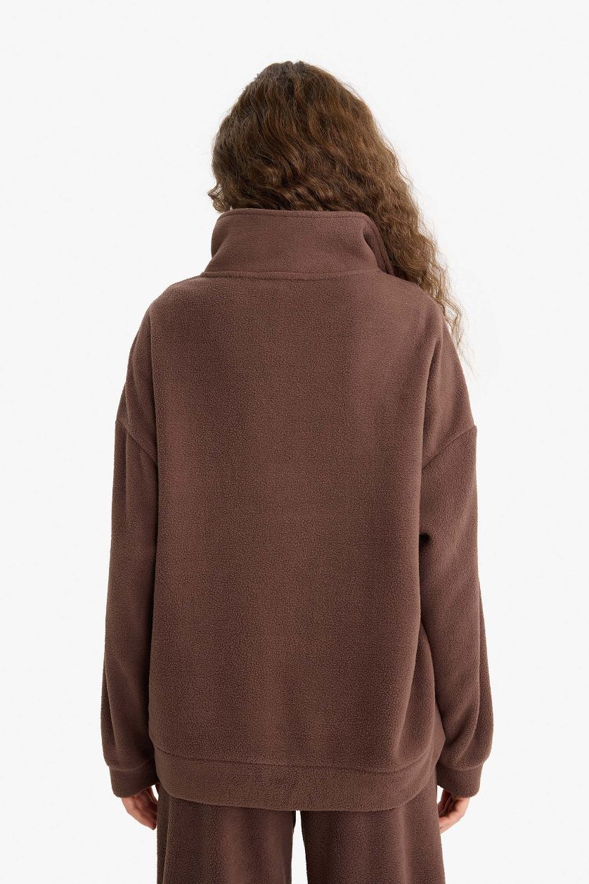 Kadın Kahve Oversize Geniş Kalıp Dik Yaka Fermuarlı Baskılı Polar Sweatshirt
