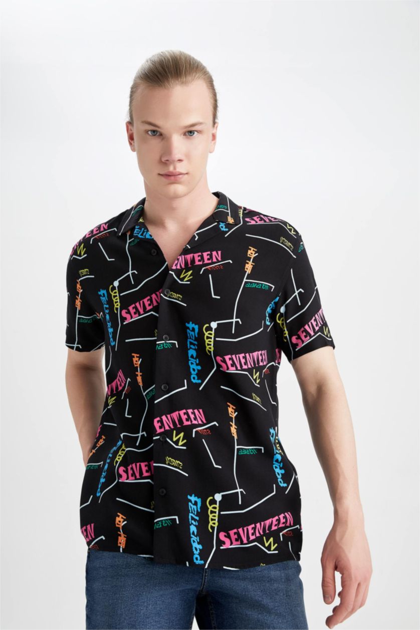 HOMME Noir Chemise hawaïenne à manches courtes en viscose imprimée Cool Regular Fit