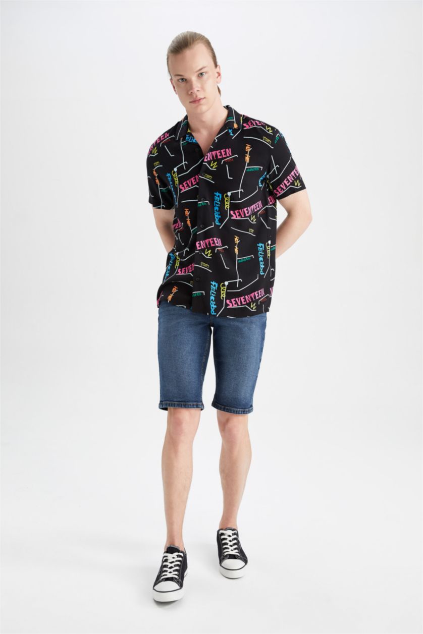 HOMME Noir Chemise hawaïenne à manches courtes en viscose imprimée Cool Regular Fit