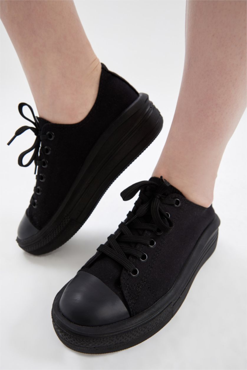 Kadın Siyah Kadın Bağcıklı Yüksek Taban Sneaker Ayakkabı