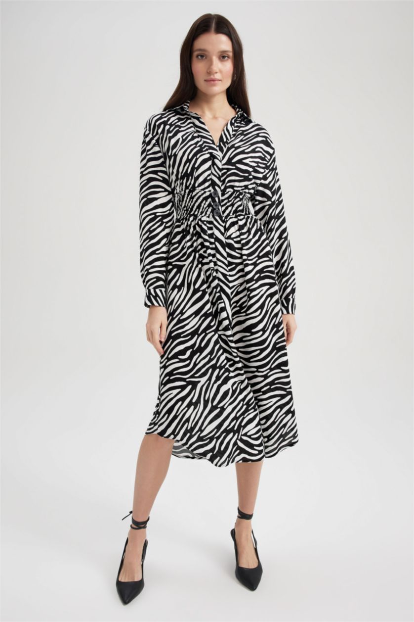 نساء بيج فاتح فستان ميدي كم طويل بياقة قميص