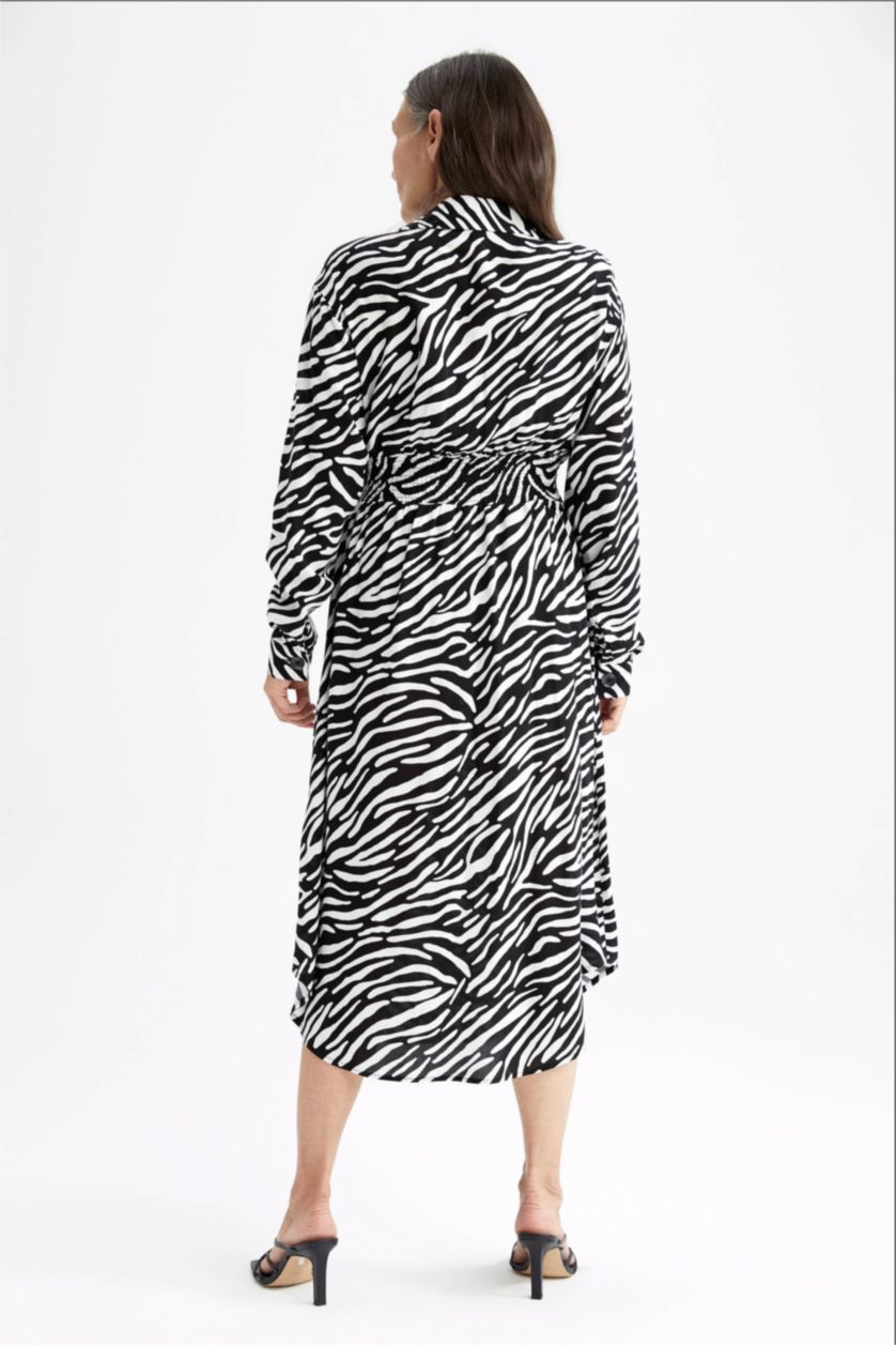 نساء بيج فاتح فستان ميدي كم طويل بياقة قميص