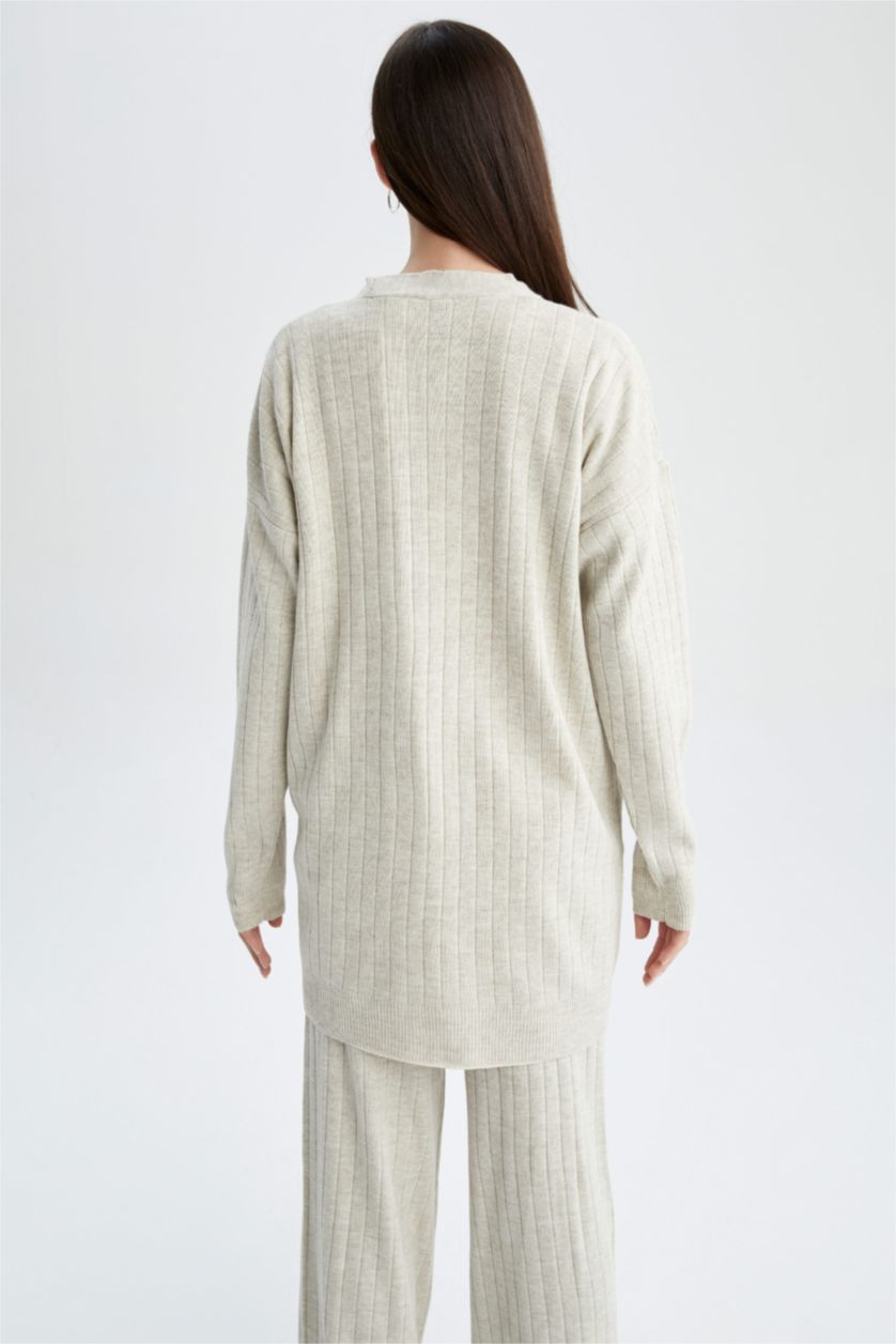 نساء اللون الحجري جاكيت صوف قصة عادية بياقة V