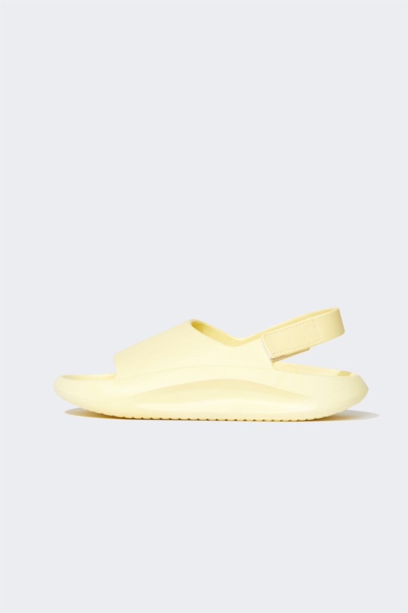 بنات أصفر صندل بناتي بكعب مسطح من الفيلكرو