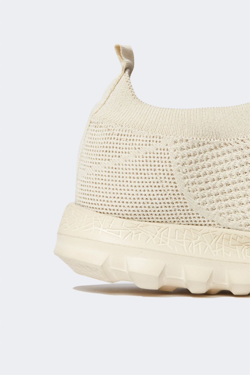 FEMME Beige Espadrilles à fond plat à lacets pour femmes