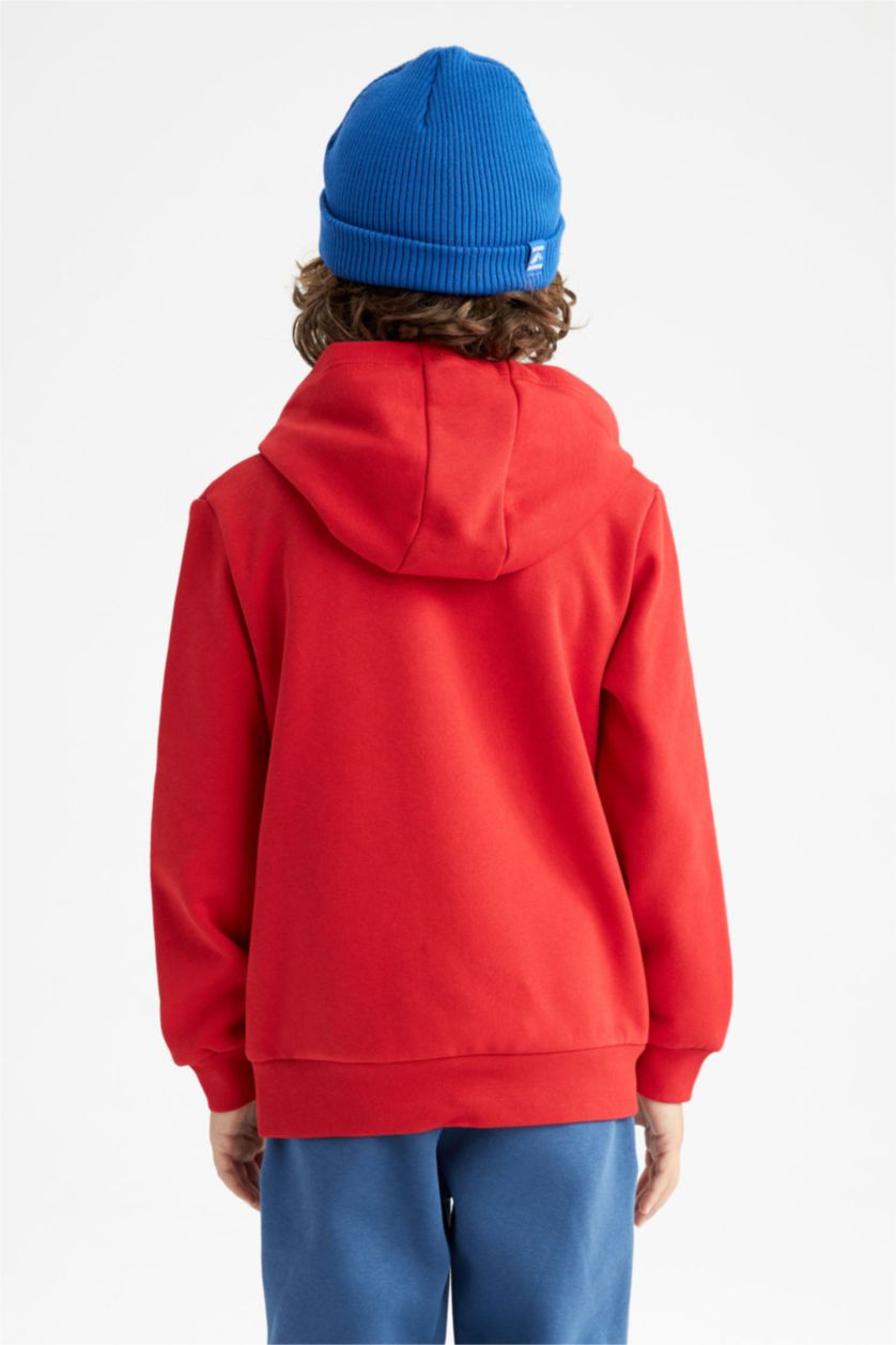 أولاد أحمر هودي اولادي قصة عادية بجيب من NBA