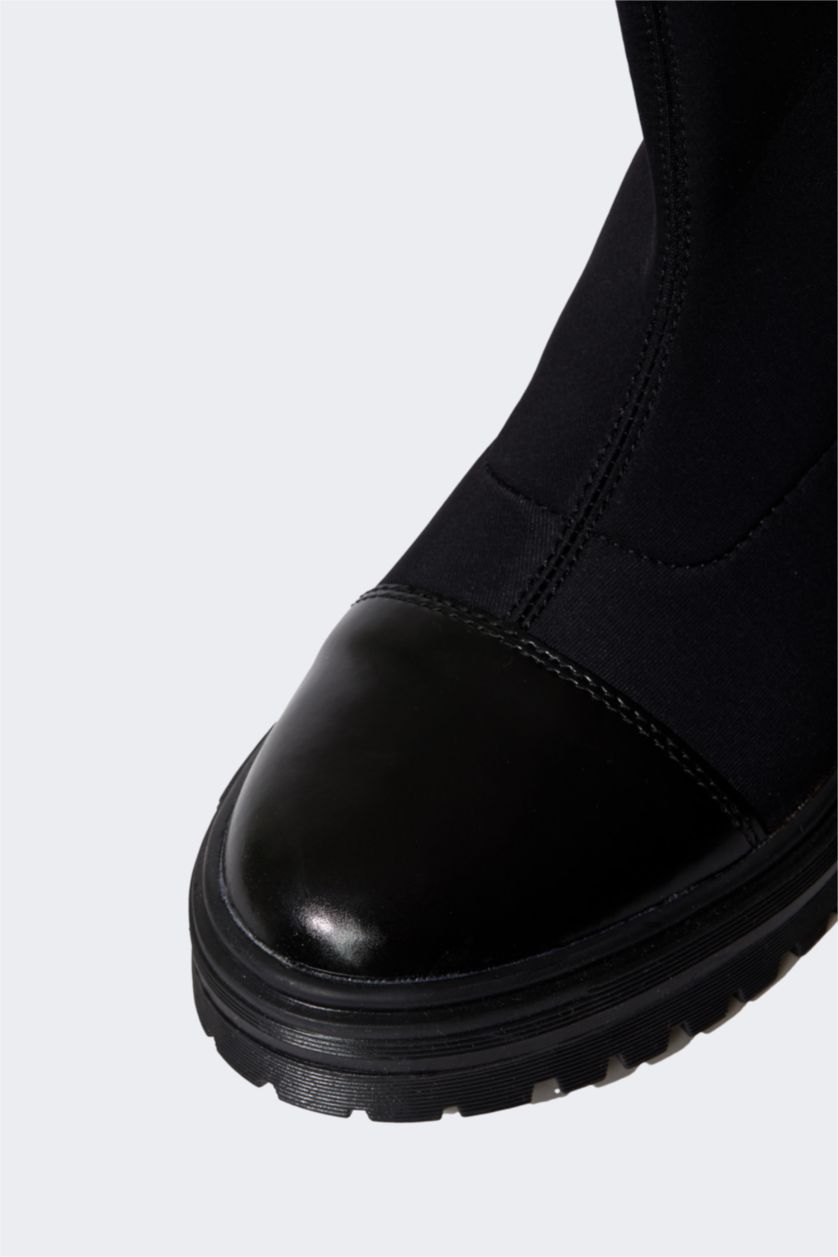 WOMAN Black Thick Sole Boots