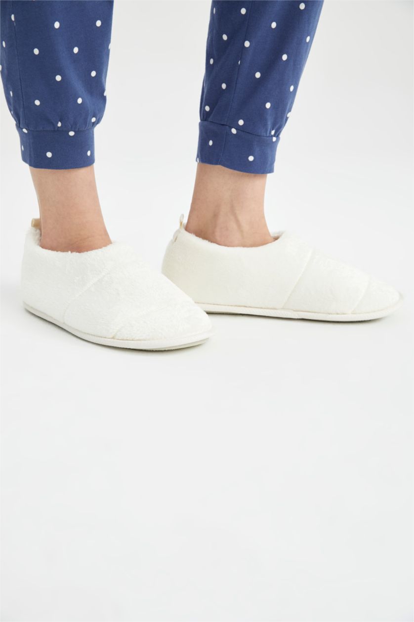Kadın Ekru Kadın Fall in Love Düz Taban Kışlık Slip On Ev Terliği