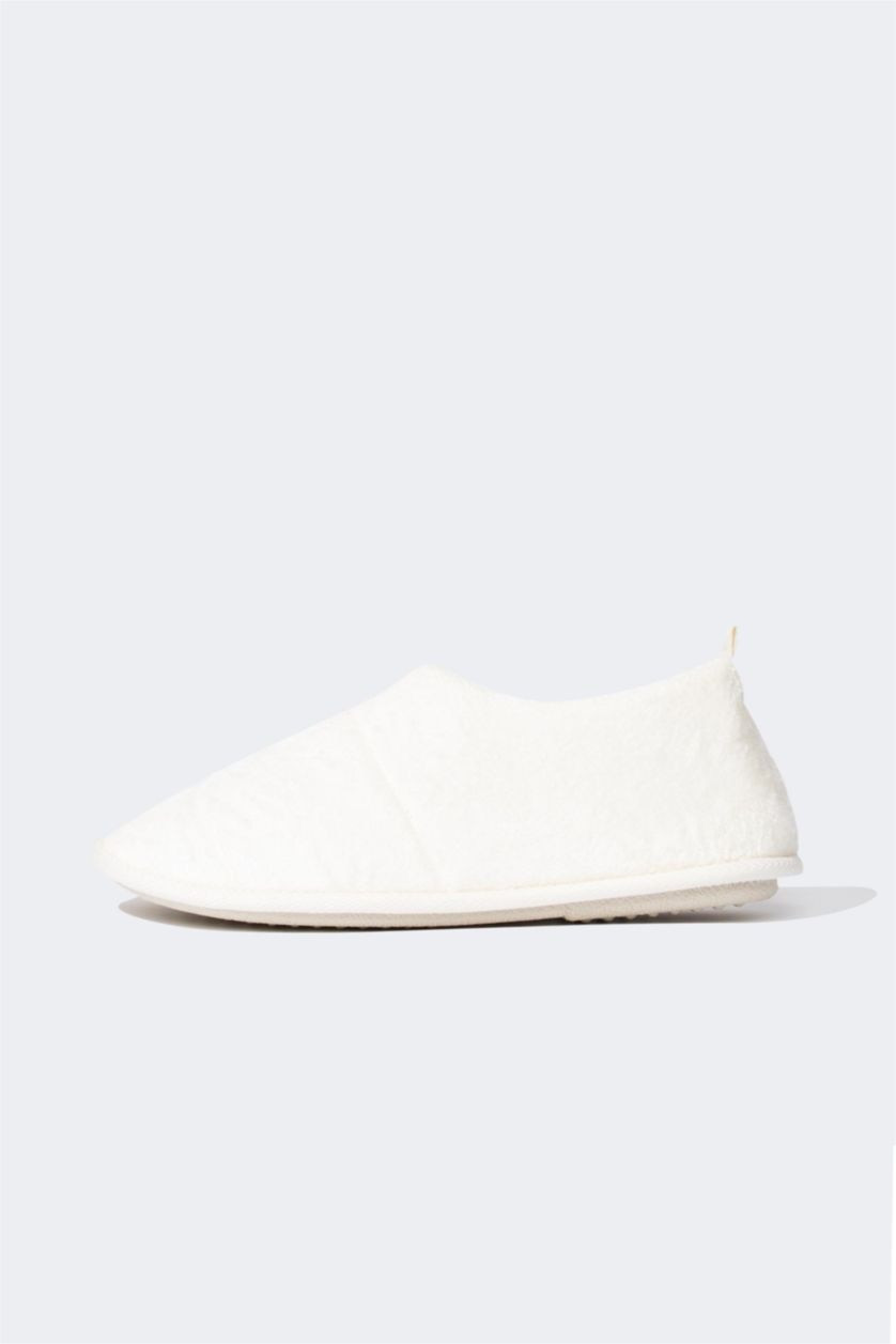 Kadın Ekru Kadın Fall in Love Düz Taban Kışlık Slip On Ev Terliği